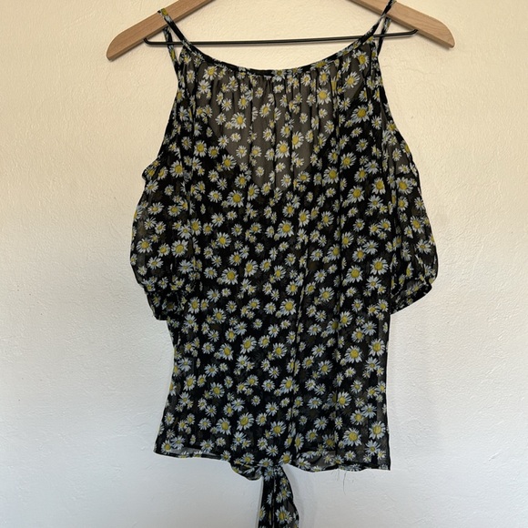 Daisy 🌼 top - Picture 6 of 6